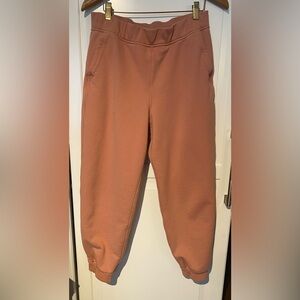 Lululemon Women’s Sweat Pants Coral Pink Sz 8